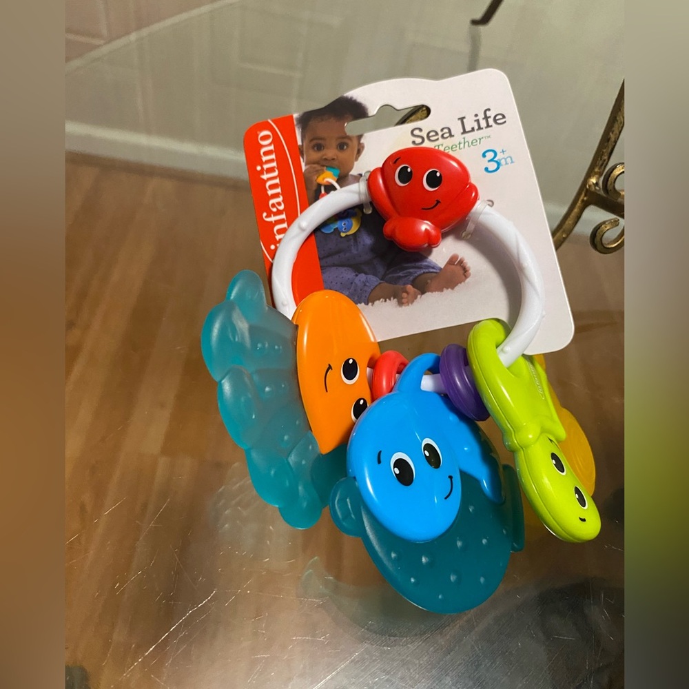Infantino  Sea Life Teether BPA Free 3M+.